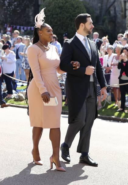 Tra gli ospiti del matrimonio del principe Harry con l&#39;attrice americana Meghan Markle, c&#39;era anche Serena Williams con il marito Alexis Ohanian . 
